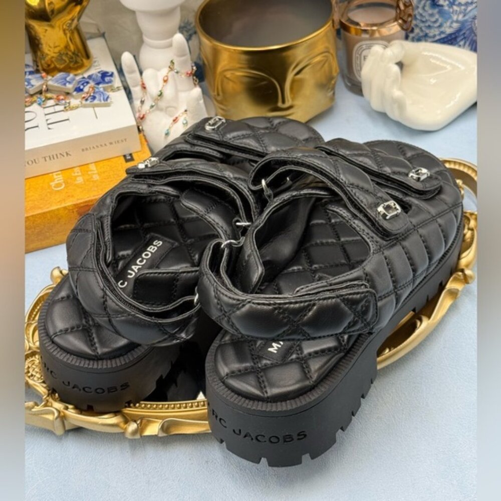 🆕 MARC JACOBS 🧿 NWOB The Quilted Sunny Leather Dad Sandals, Black - Sz 39 US 9 - Picture 9 of 16